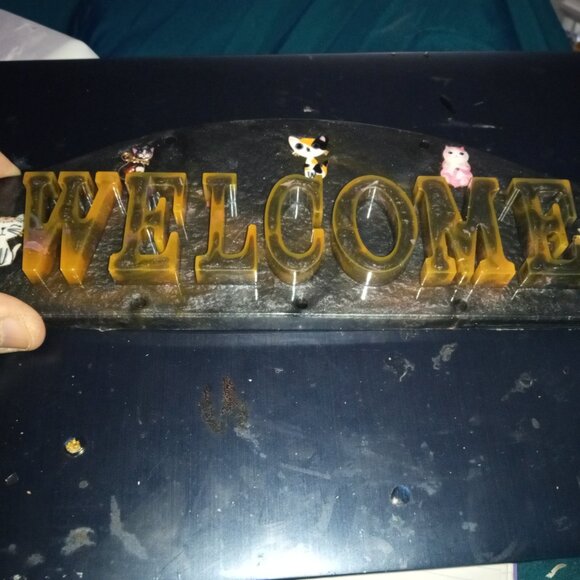 Black and Orange Cat Welcome Sign - Picture 3 of 5